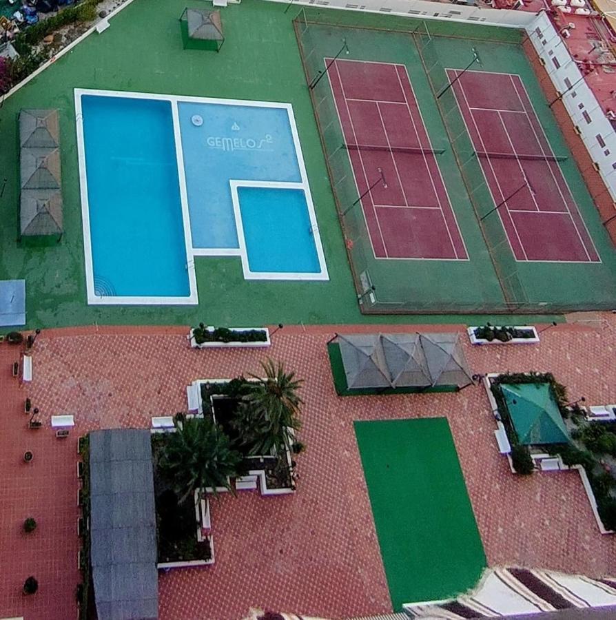 BENIDORM GEMELOS II ONE, impresionante vista Esterno foto